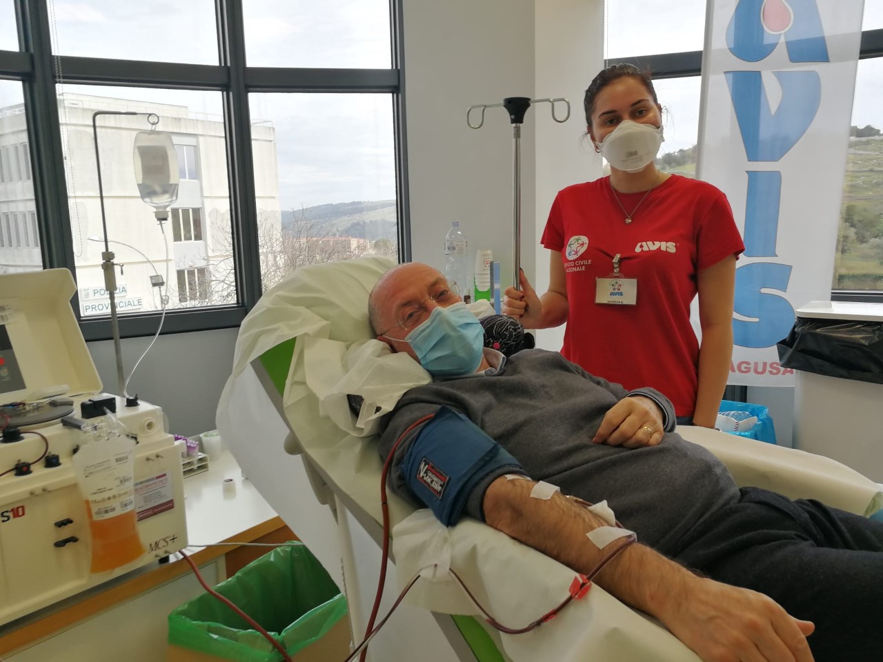 Ragusa: i medici donano il plasma iperimmune dopo la vaccinazione