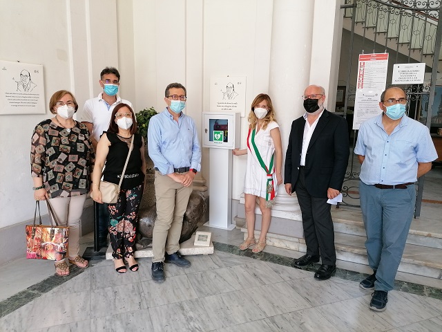 Consegnato al comune di Scicli il defibrillatore donato da Confagricoltura Ragusa