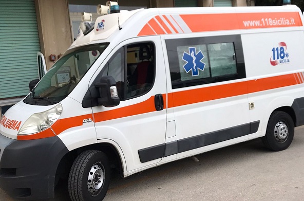 Scoglitti chiede l’ambulanza con l’infermiere a bordo