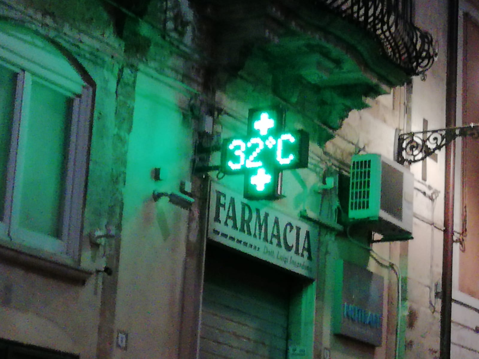 Notte rovente anche nella “fresca” Chiaramonte. 32 gradi di sera. Non si dorme più