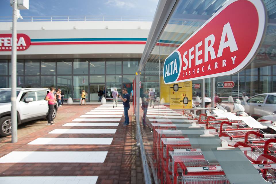 Altasfera: lo shop online compie un anno e festeggia il suo successo a portata di click