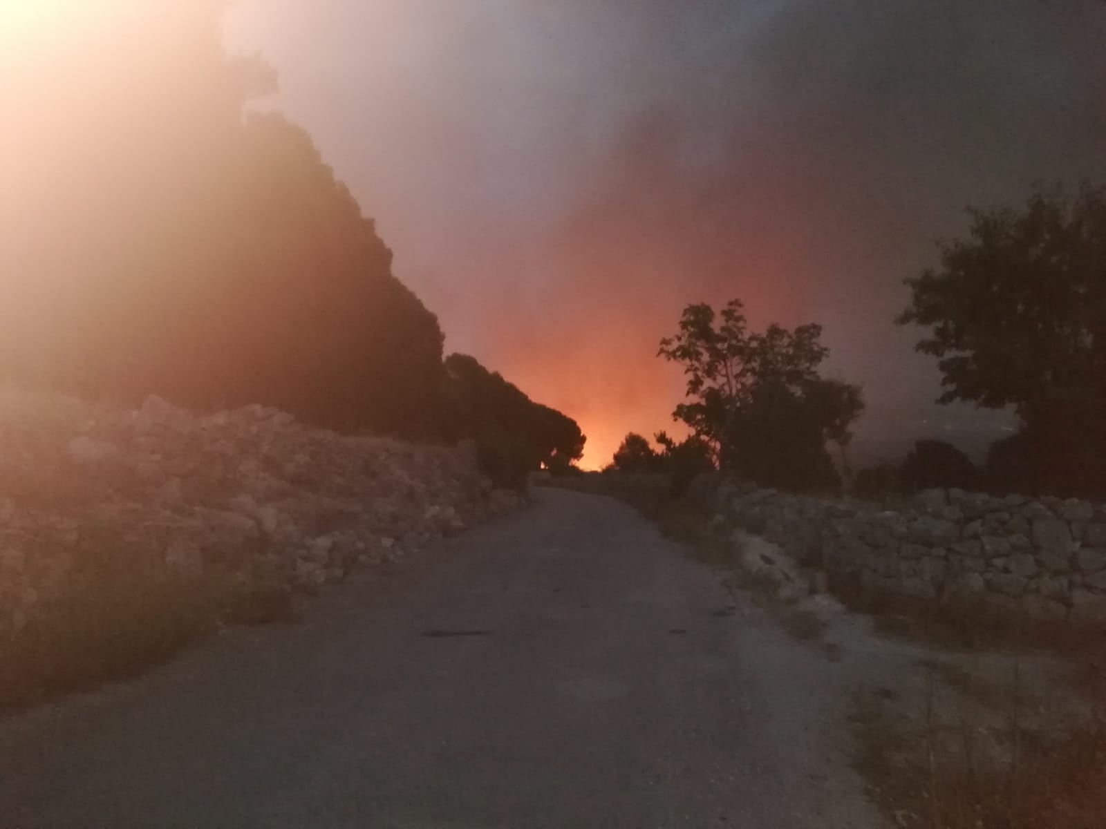 Incendio, il sindaco Gurrieri: “Per superare le emergenze ci vogliono idee chiare e dialogo istituzionale”
