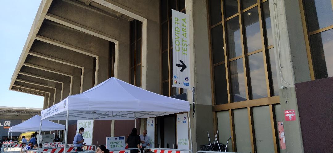 La Sac ci ripensa: tamponi all’aeroporto di Catania per chi arriva
