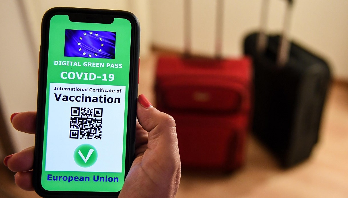 Ristoranti, spettacoli, palestre e piscine: dal 6 agosto, al chiuso, sarà necesario il Green Pass
