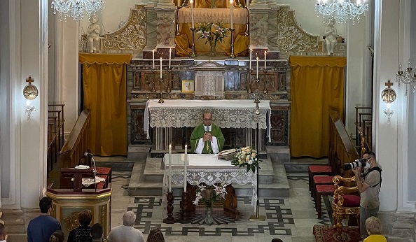 Santissimo Salvatore a Chiaramonte: nel vivo i festeggiamenti, ieri la messa del Vescovo