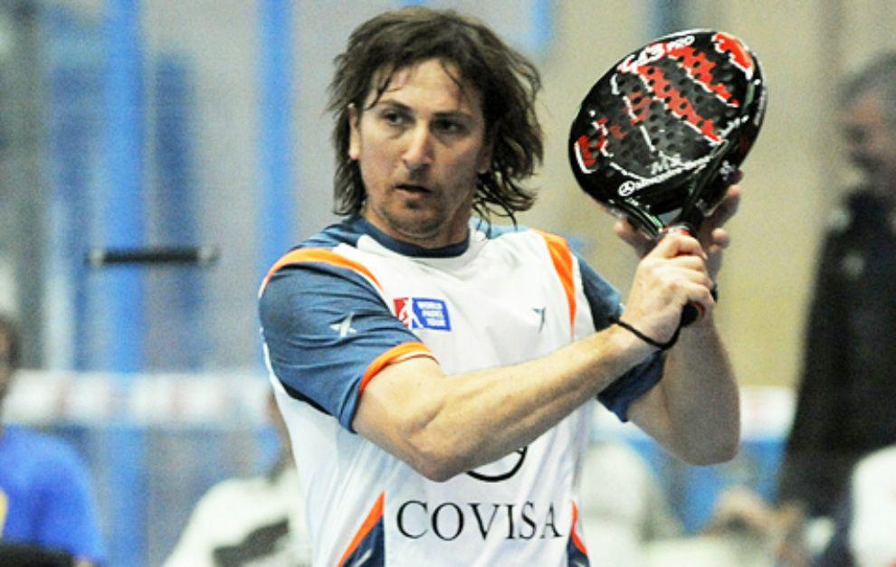 Il Padel a Ragusa si gioca anche di notte. Insieme ai super campioni