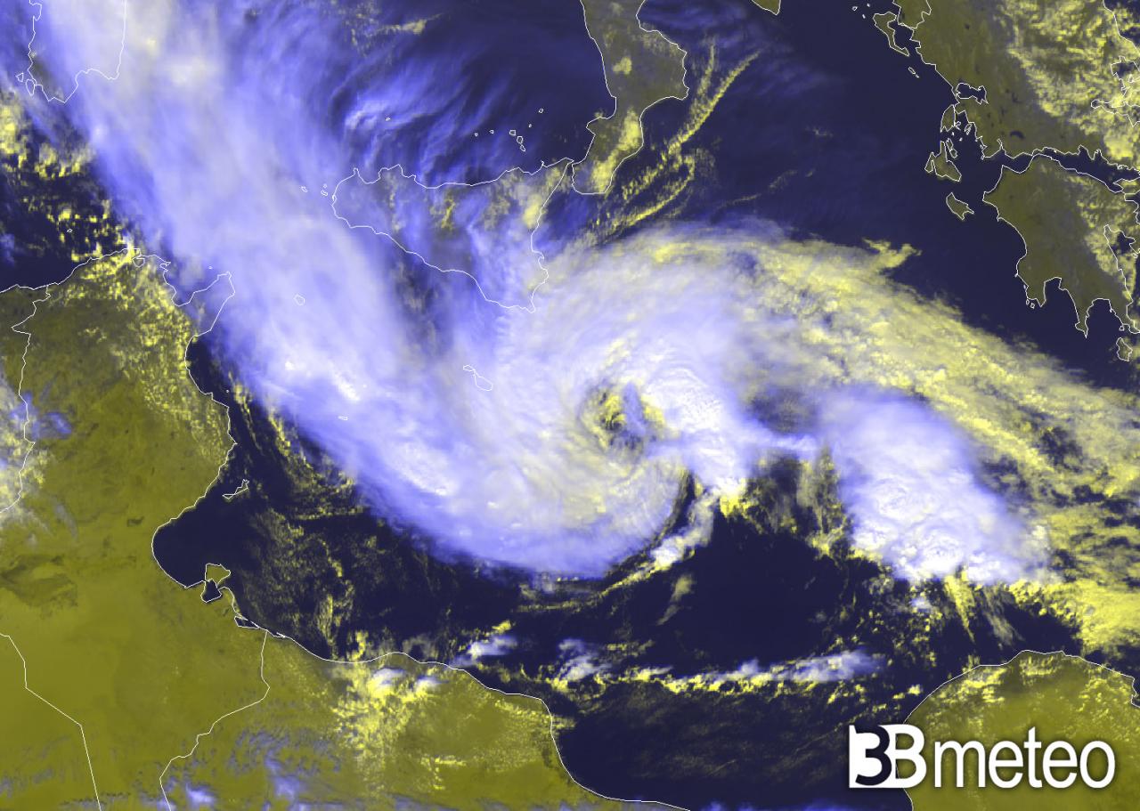Allerta meteo per arrivo ciclone: ecco la situazione delle scuole iblee