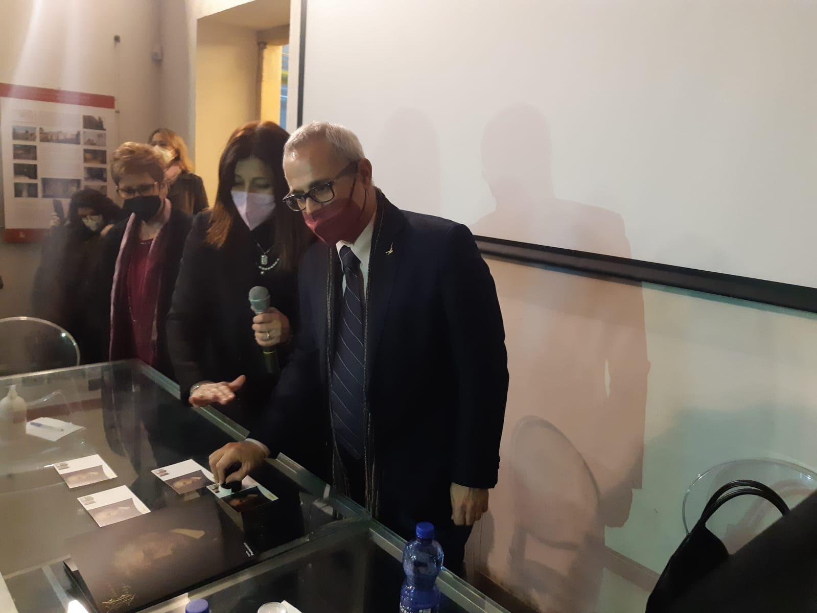 Annullo filatelico e francobollo speciale per celebrare Verga. Ecco le foto