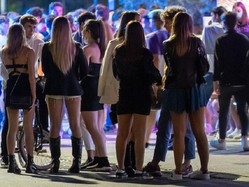 Serate danzanti “abusive” a Santa Croce e Donnalucata: controlli, sanzioni e denunce