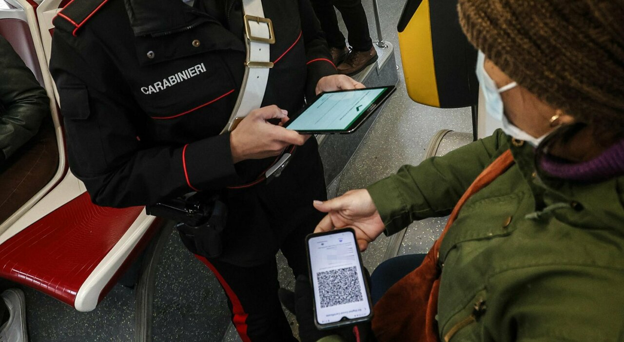 Da oggi, 15 febbraio, obbligo di Super Green Pass al lavoro per gli over 50
