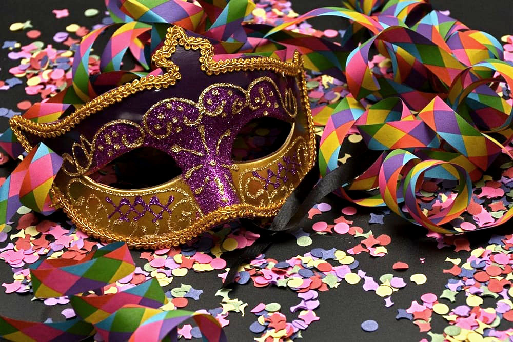 Il Carnevale sciclitano va al mare: a Cava d’Aliga arriva “Carnaluvari d’Estate”