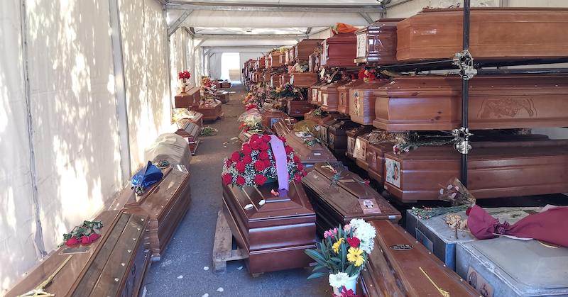 Ancora più di mille bare non sepolte a Palermo