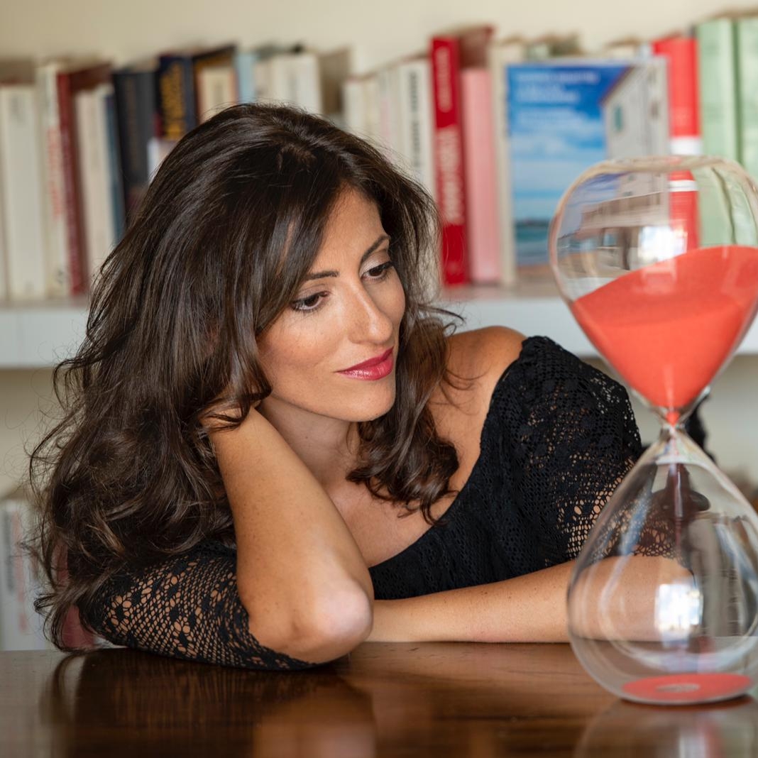 La scrittrice ragusana Costanza DiQuattro candidata al premio Strega 2022. VIDEO