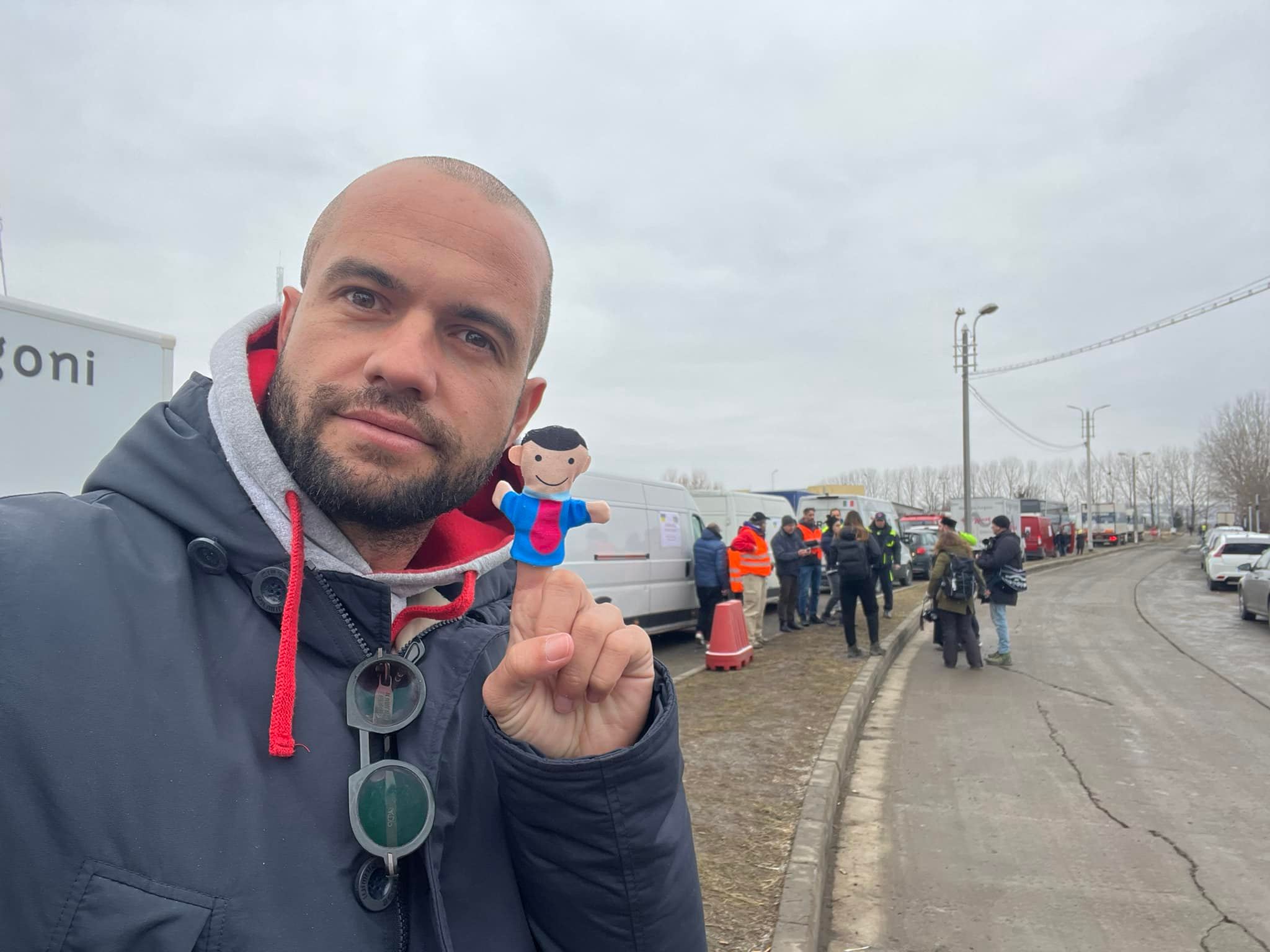 La solidarietà. Il modicano Andrea Caschetto al confine con l’Ucraina: “Porto 40 tonnellate di speranza”