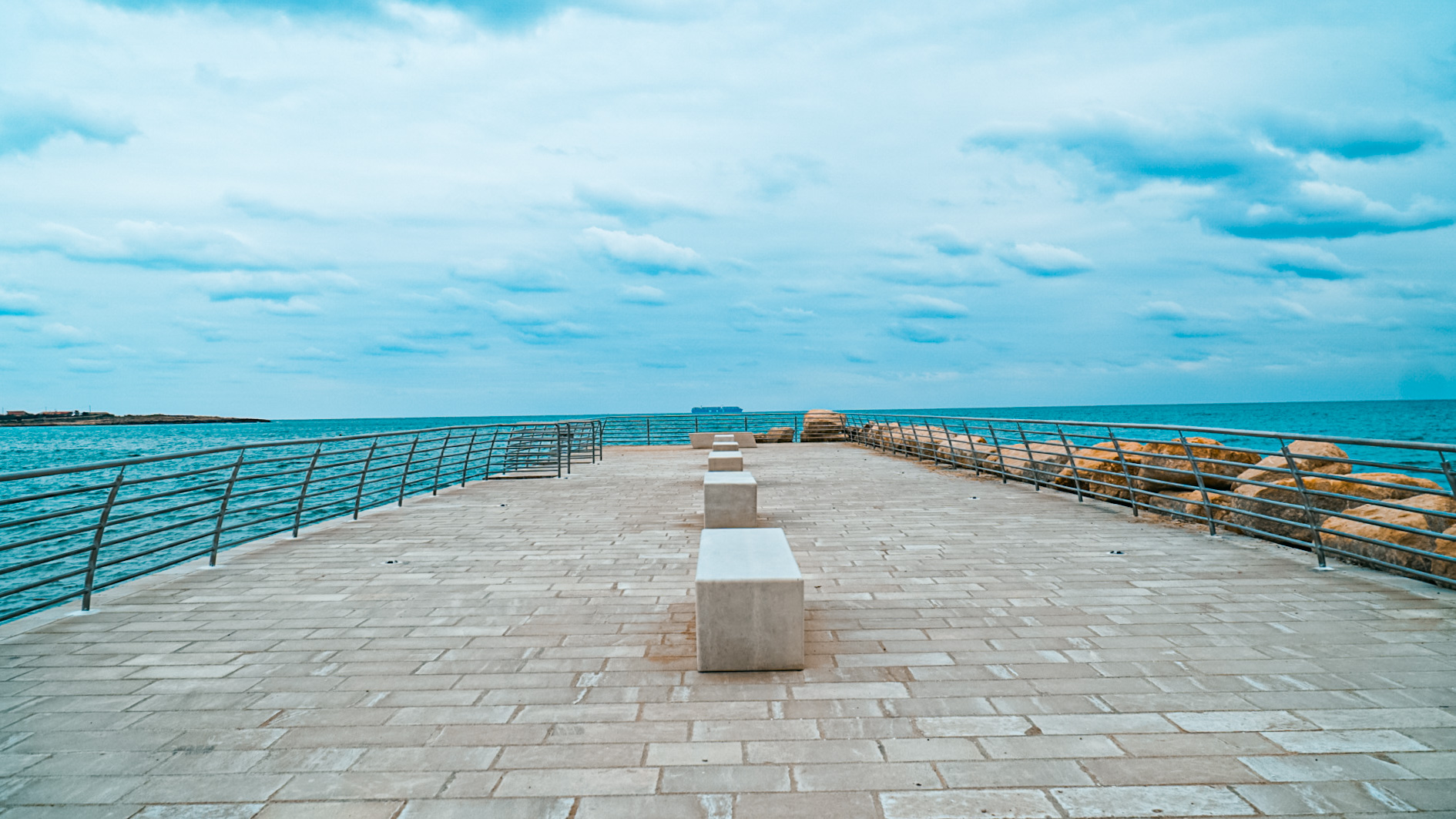 Aperto il nuovo moletto di Marina di Modica