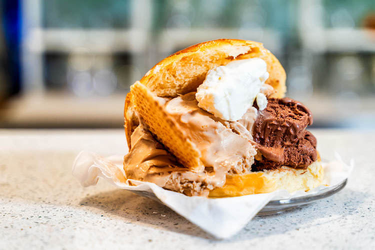 Arriva l’estate. Ecco il “gelato furbo” e come prepararlo a casa con due ingredienti
