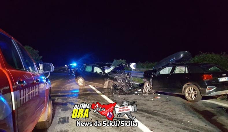 Incidente sulla Catania-Ragusa, 7 feriti. Coinvolti anche tre bambini