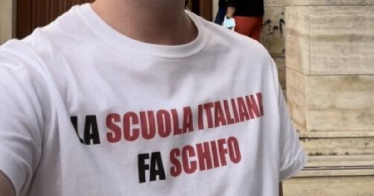 “La scuola italiana fa schifo”. La protesta di uno studente siciliano e la risposta del sottosegretario