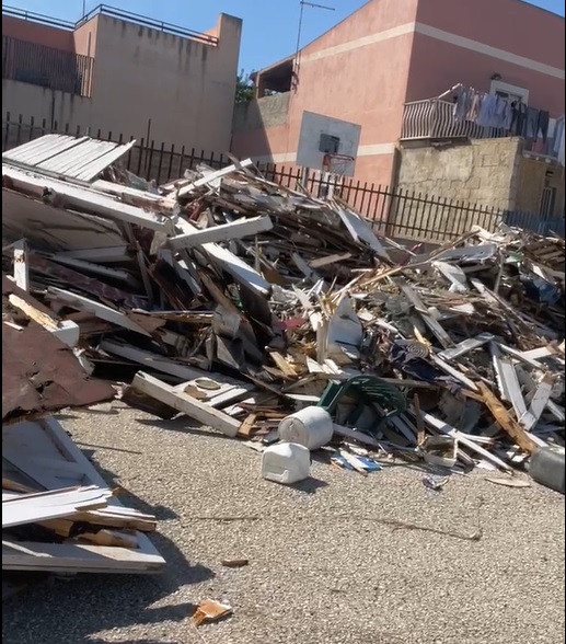 “E se è il Comune a creare una discarica abusiva?” La denuncia di Fratelli d’Italia a Scoglitti