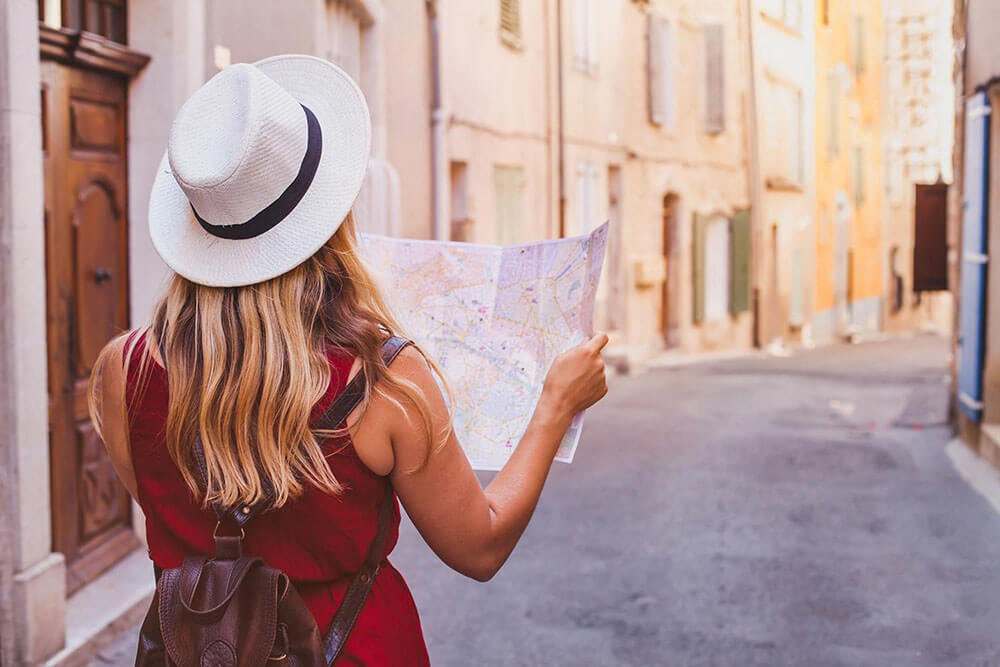 Guerra a chi fa alloggiare i turisti abusivamente, anche per brevi periodi. Arriva il Cir. Previste pesanti sanzioni