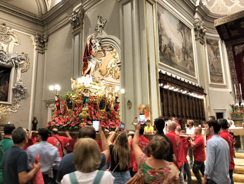 Buona festa a tutti. Il programma di oggi per San Giovanni. VIDEO