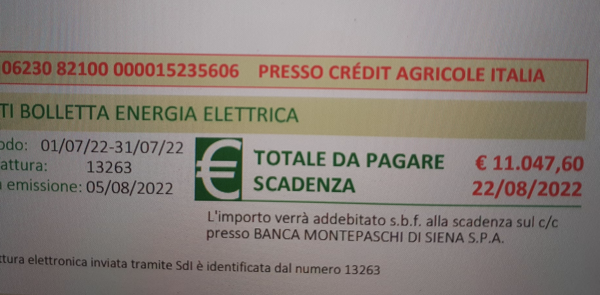 Caroenergia: consumatori e commercianti pronti a scendere in piazza. Bollette triplicate per luce e gas