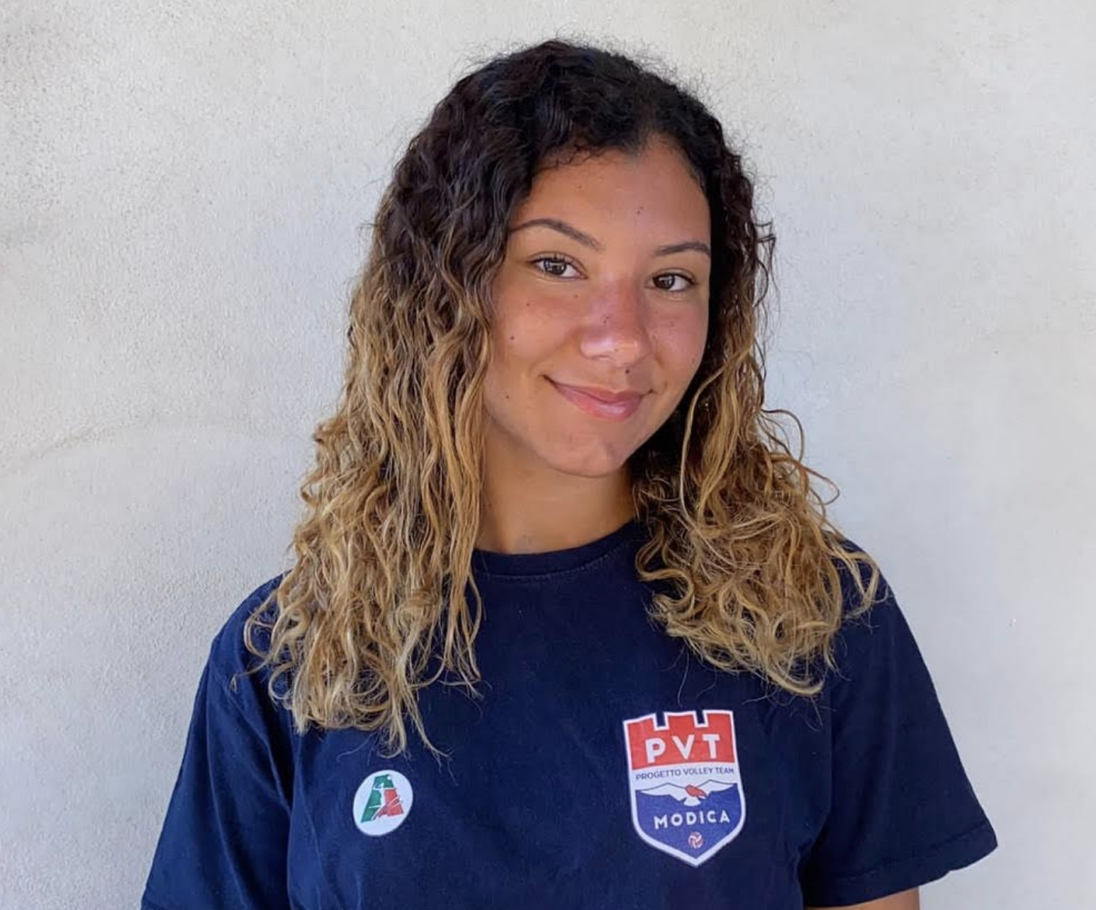 Pallavolo B2, l’Ardens Comiso tessera la pallegiatrice gelese Elisa Regina