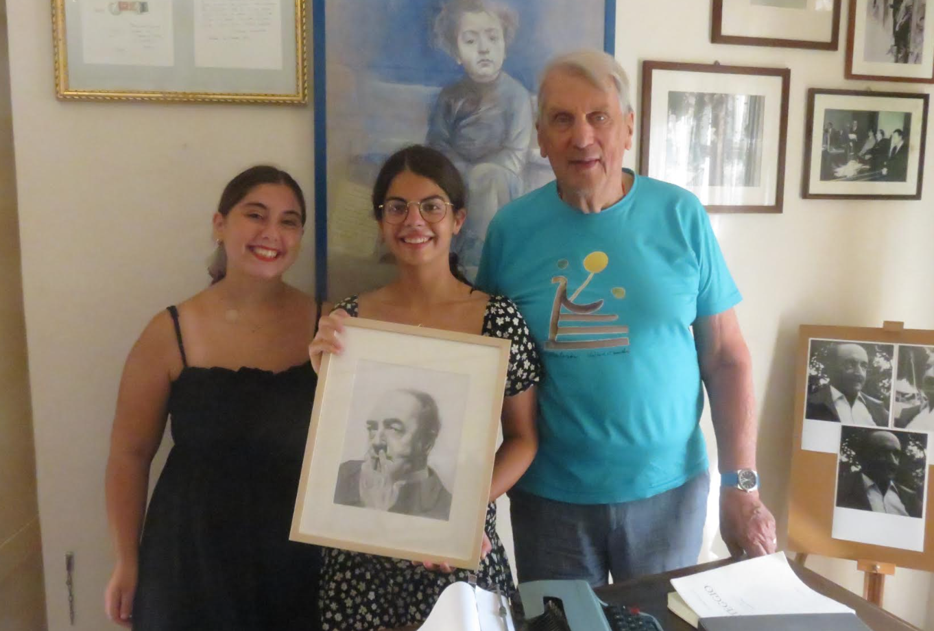 Un ritratto speciale per Quasimodo. L’ha realizzato una studentessa ispirandosi al noto premio Nobel