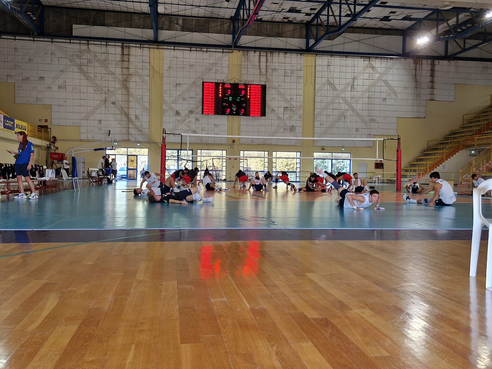 La Volley Modica in allenamento congiunto con la Farmitalia Catania, D’Amico: “Un passo in avanti rispetto a Vibo Valentia”