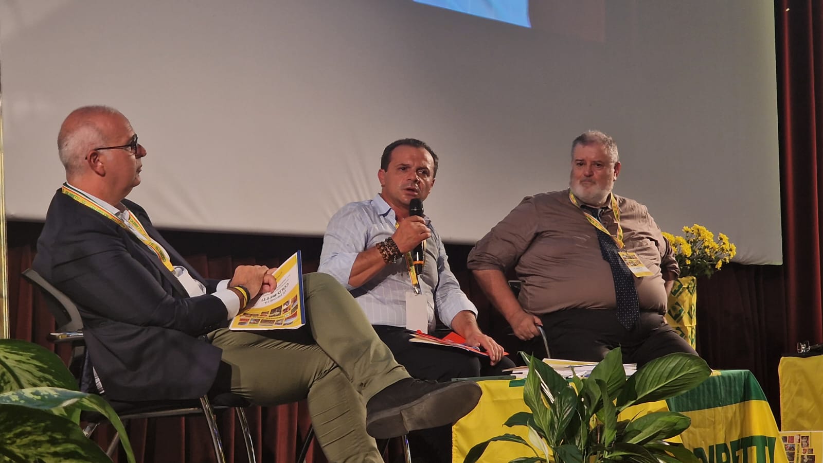 Cateno De Luca incontra Coldiretti