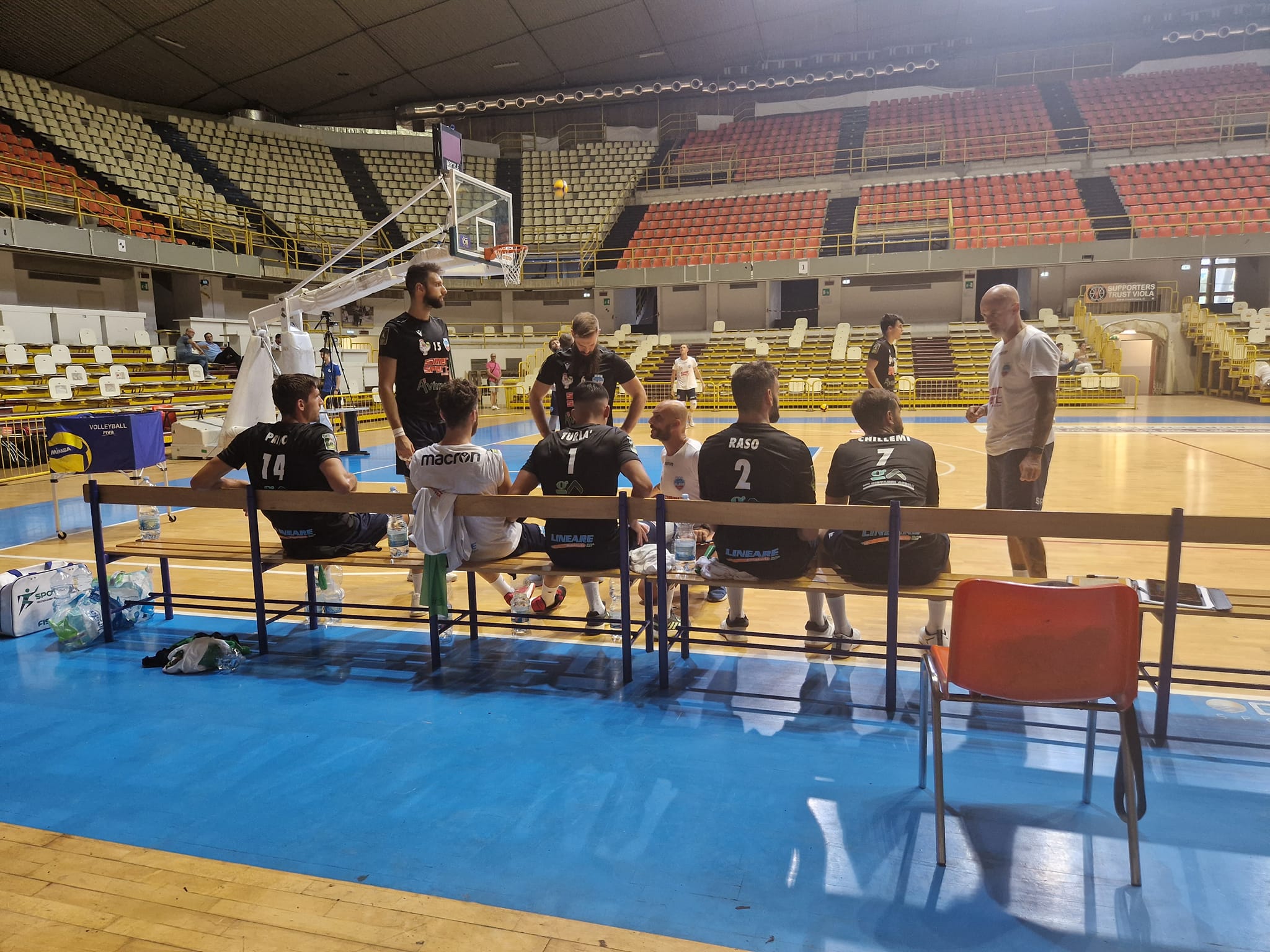 L’Avimecc Volley Modica continua la sua crescita, nell’allenamento congiunto con Palmi fatti passi avanti verso la migliore condizione