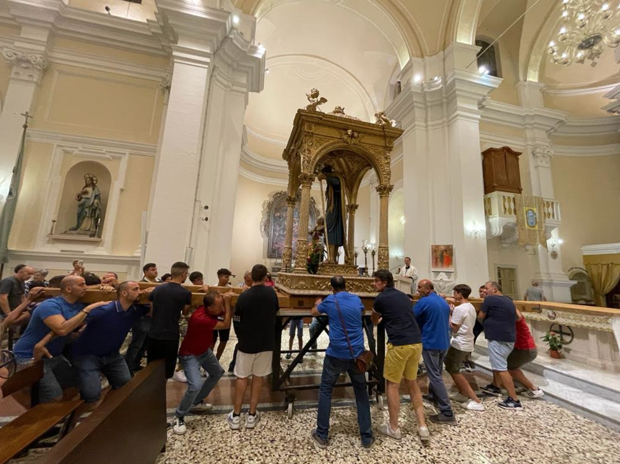 Il rito della scinnuta per San Giuseppe a Giarratana. Sempre grande emozione