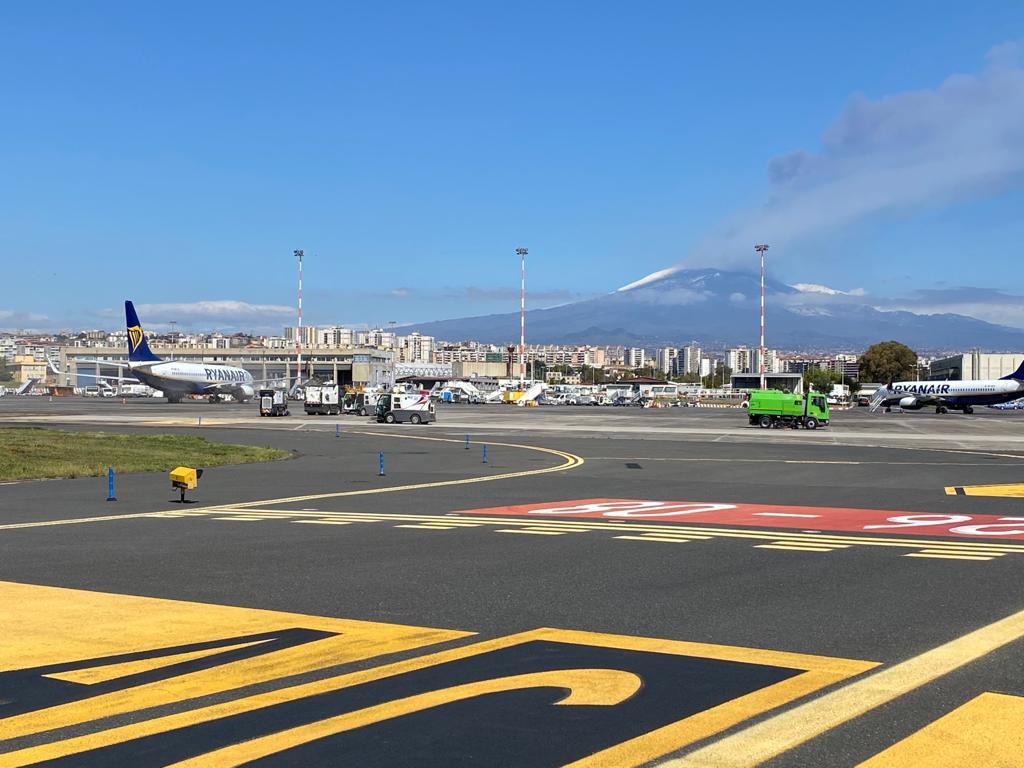 Aeroporti di Catania e Comiso: passeggeri in crescita rispetto ai tempi pre-pandemia. Catania primo scalo per voli nazionali 2021