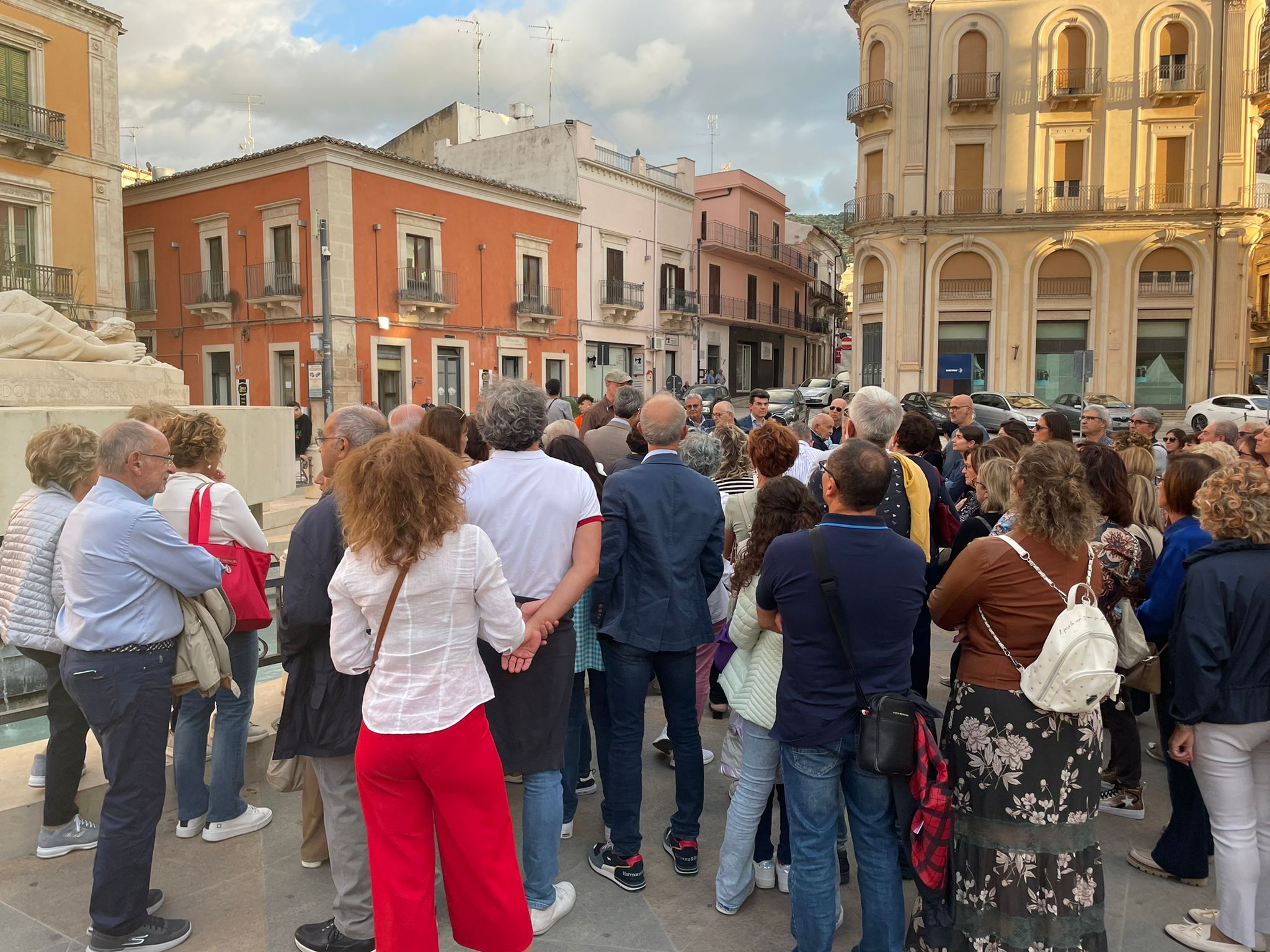 Passeggiate tra i beni patrimoniali, successo a Comiso in centro storico