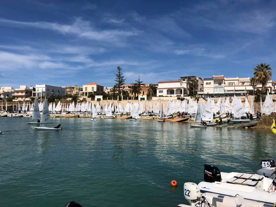Prorogati i lavori di dragaggio all’imboccatura del porto di Marina di Ragusa