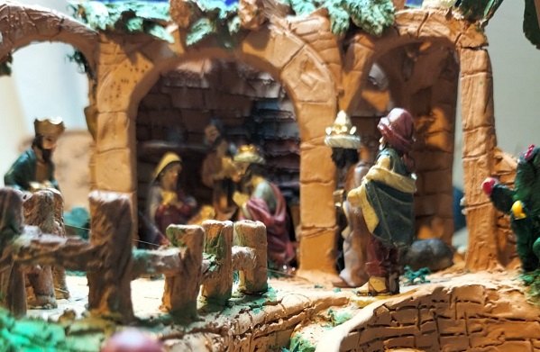 Set Di 2 Coniglietti In Ghisa Per Presepio - Altezza 1,3 Cm - Dipinti A Mano, Effetto Legno, Decorazione Natalizia Originale