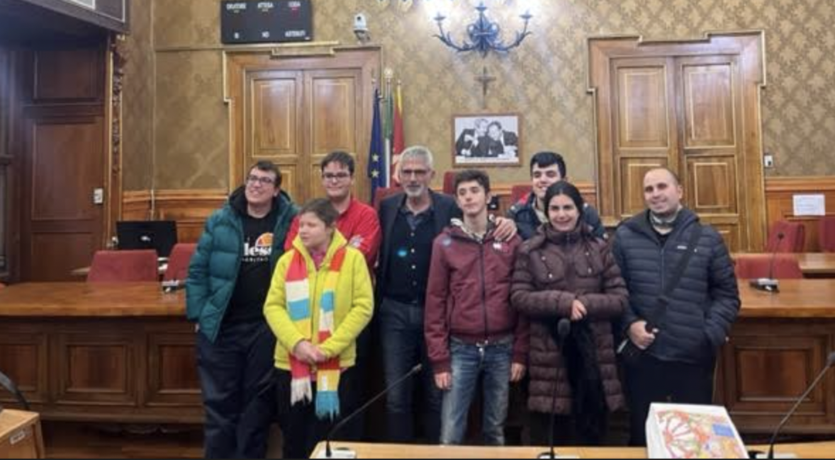 Il Sindaco riceve alcuni ragazzi “speciali”. Un momento di condivisione e gioia