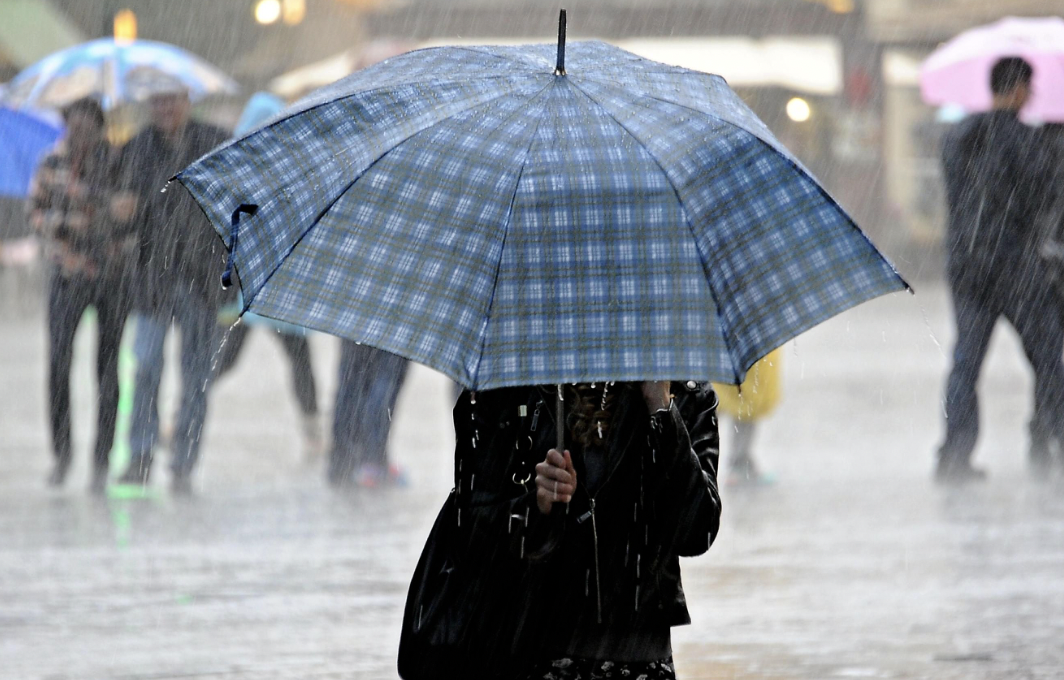 Piove, fa freddo, tira vento. E’ arrivato l’inverno. Godiamocelo!
