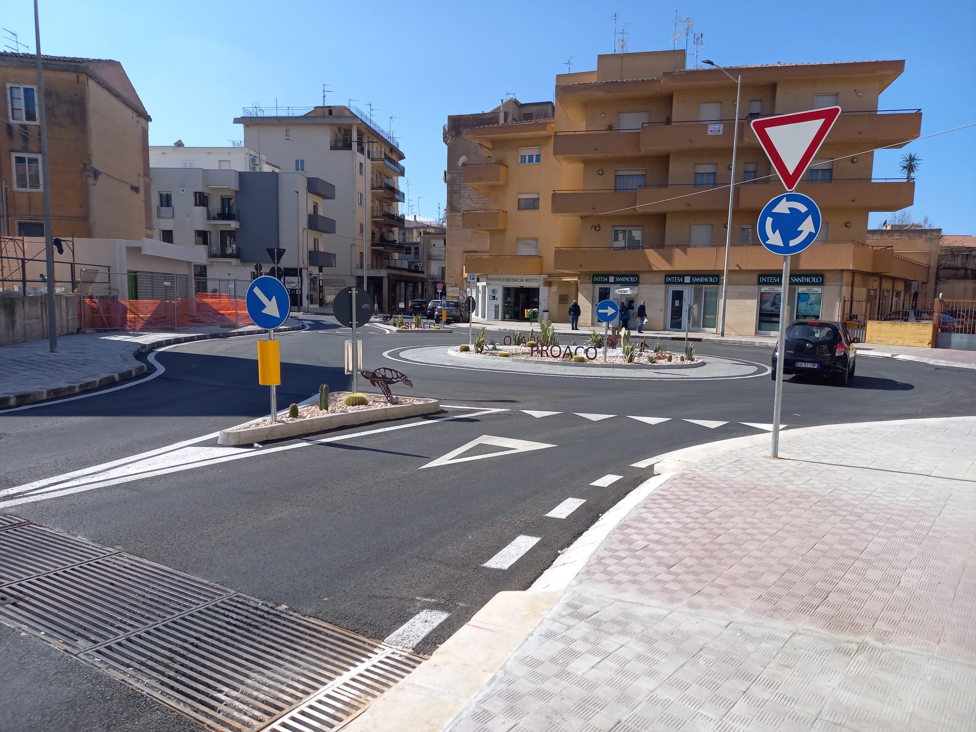 Quella Non Una Rotatoria Ma Una Gincana E Polemica A Comiso quella-non-una-rotatoria-ma-una-gincana-e-polemica-a-comiso