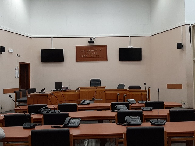 “Sono stato diffamato dai social”. In Tribunale i ragazzi di Modica simulano il processo