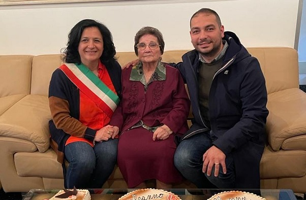 Comiso: nonna Emanuela compie 100 anni. Tanti auguri!