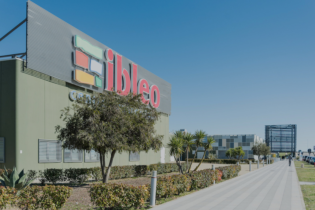 A sorpresa, apre il Centro Commerciale Ibleo per il 25 aprile: furiosi lavoratori e sindacati