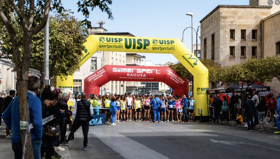 Ragusa si prepara a Vivicittà 2026: chiusure stradali e modifiche alla viabilità