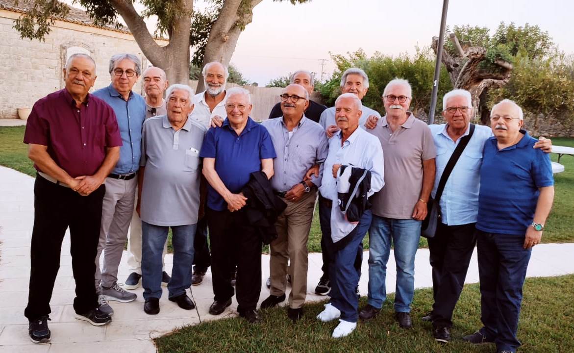 A 50 anni dal diploma, rimpatriata della V-B Geometri dell’Archimede di Modica