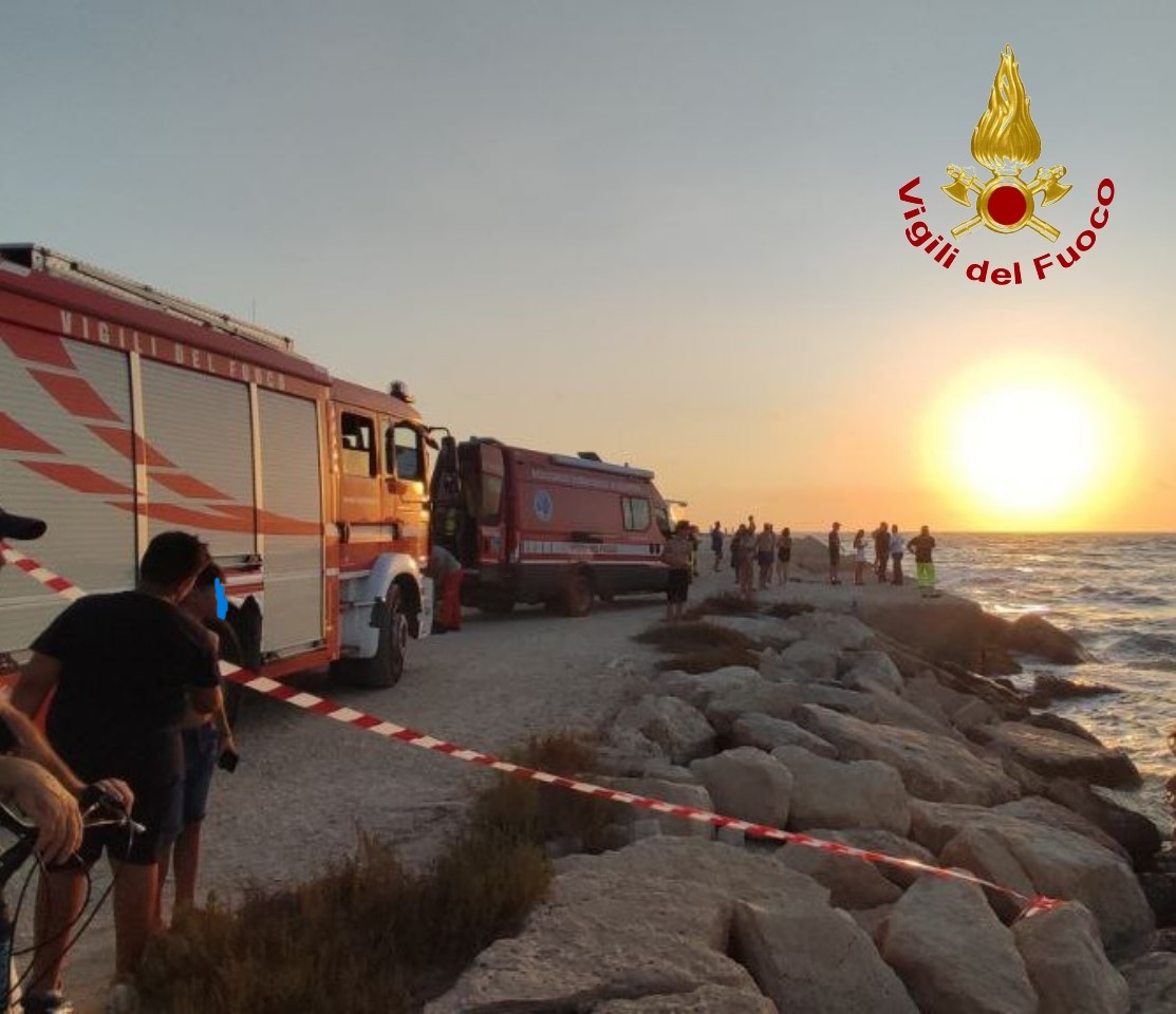 Recuperato il corpo senza vita del ragazzo disperso ieri a mare