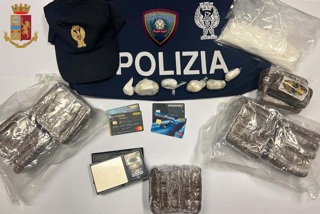 Arrestato giovane: spacciava cocaina e hashish