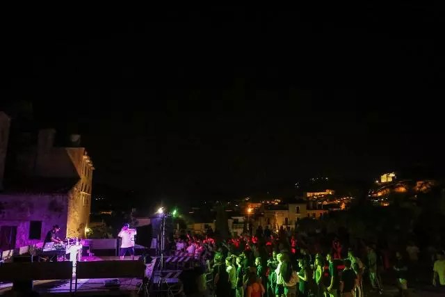 MAST festival alla terza edizione. Scicli al centro del Val di Noto per tre giorni. Dal 10 al 13 agosto. Musica, arte e ambiente