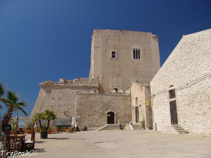 Al via i lavori nella Torre Cabrera a Pozzallo. Aperto il cantiere. Entro 18 mesi la fine dell’intervento