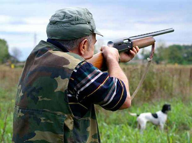 Cacciava abusivamente ad Acate con un fucile a canne mozze: arrestato pregiudicato