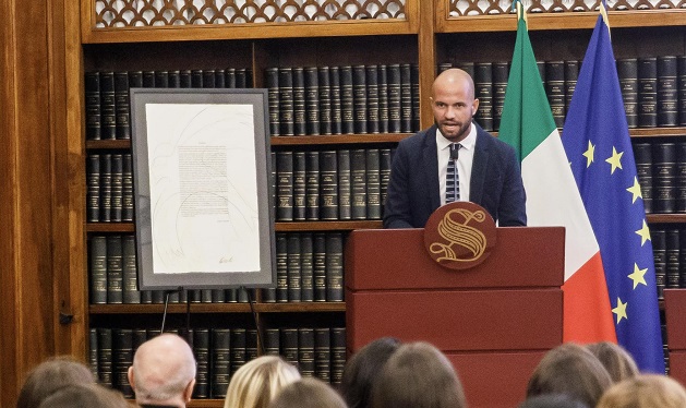 Andrea Caschetto, il ragusano innamorato dei bambini. Nei giorni scorsi ha parlato nella sede del Senato a Roma